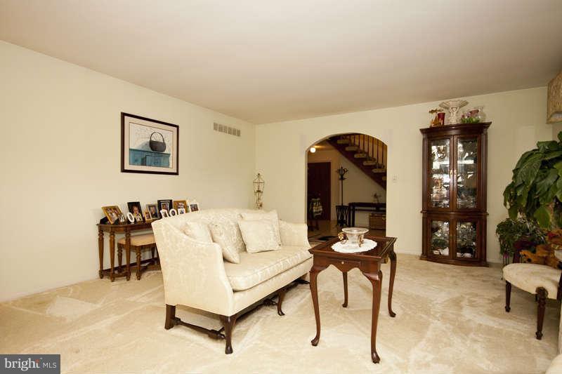 7887 Chestnut Leaf Road Severn, MD 21144 - Photo 7 of 30 Formal Living Room