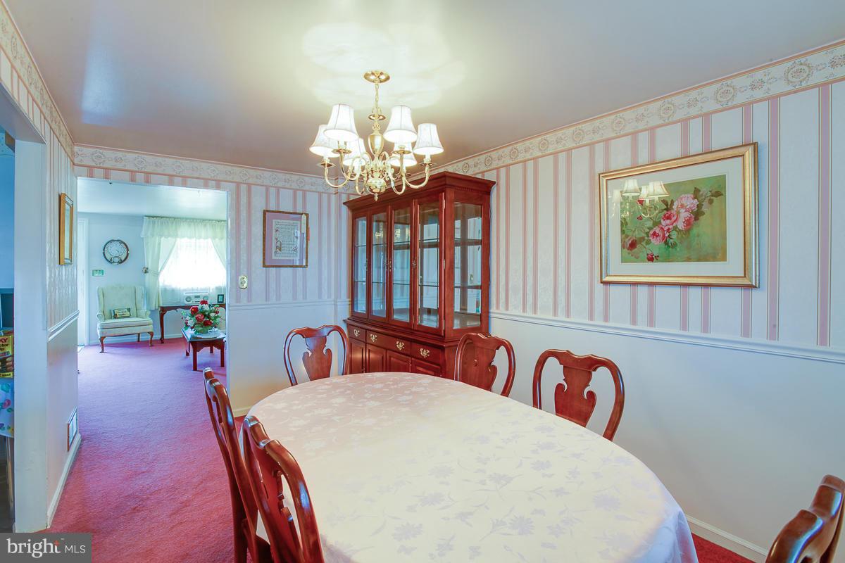 7828 Kentley Road Baltimore, MD 21222 - Photo 8 of 28 Dining Room