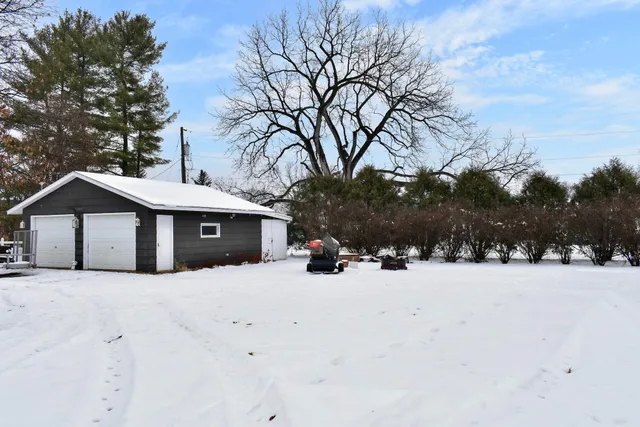 $315,000 | 624 7th Street West, Wabasha, MN 55981