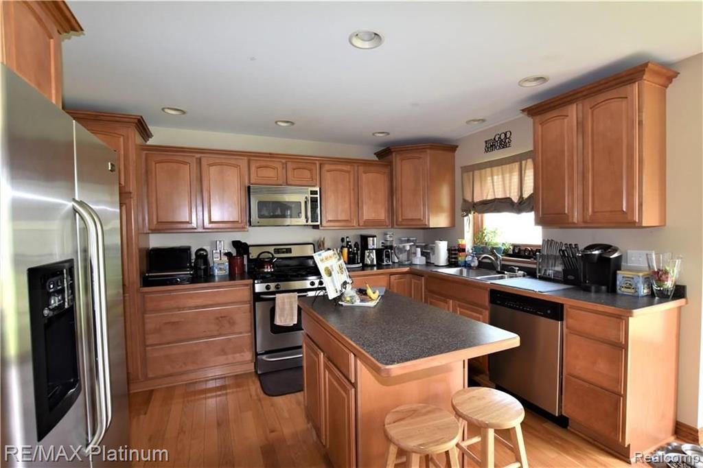 2665 Tim Avenue Brighton, MI 48114 - Photo 9 of 26