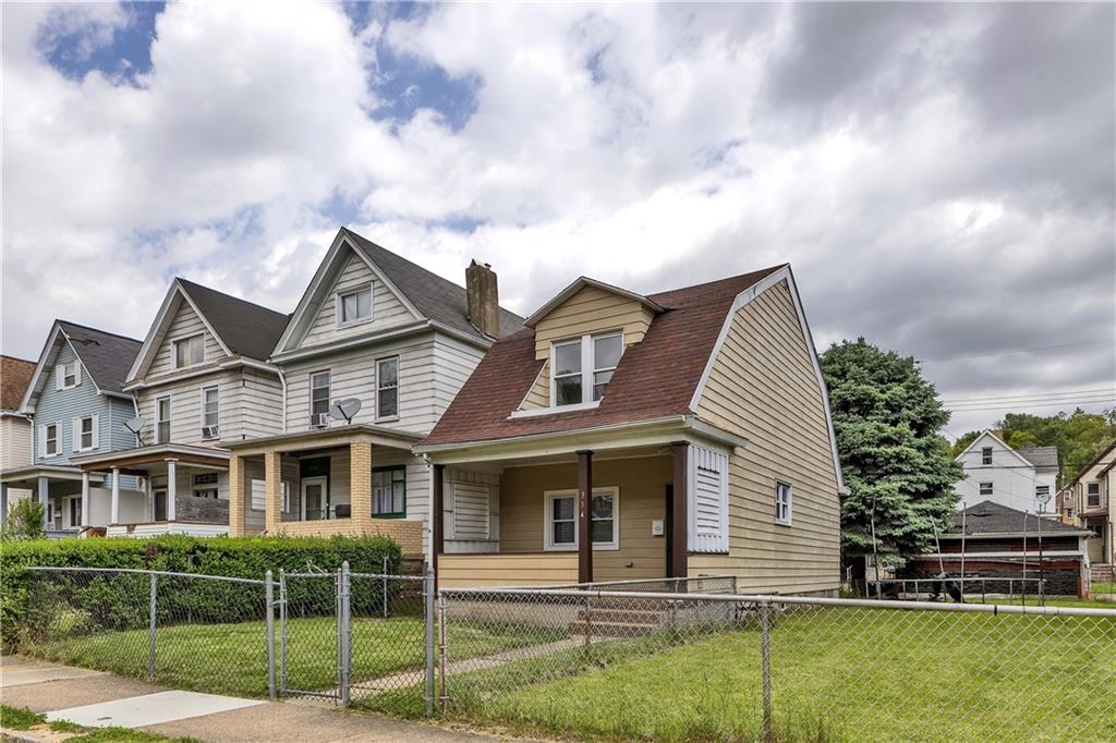314 Grove Street McKees Rocks, PA 15136 - Photo 2 of 27 Gallery Image 2