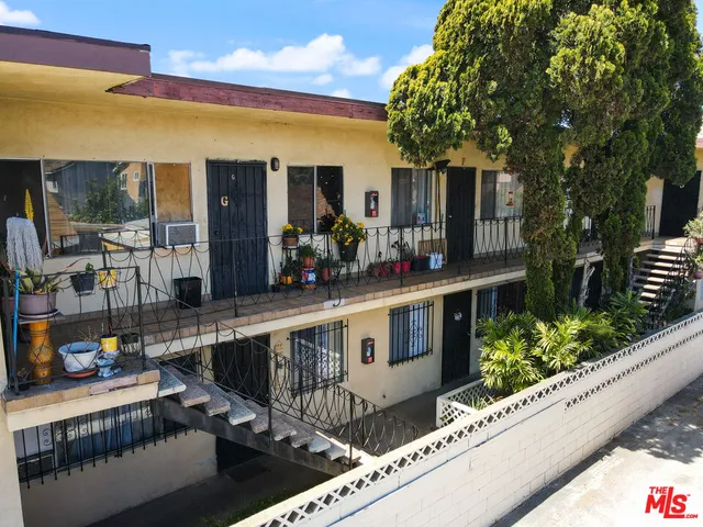 $1,995,000 | 2938 East 60th Place, Huntington Park, CA 90255