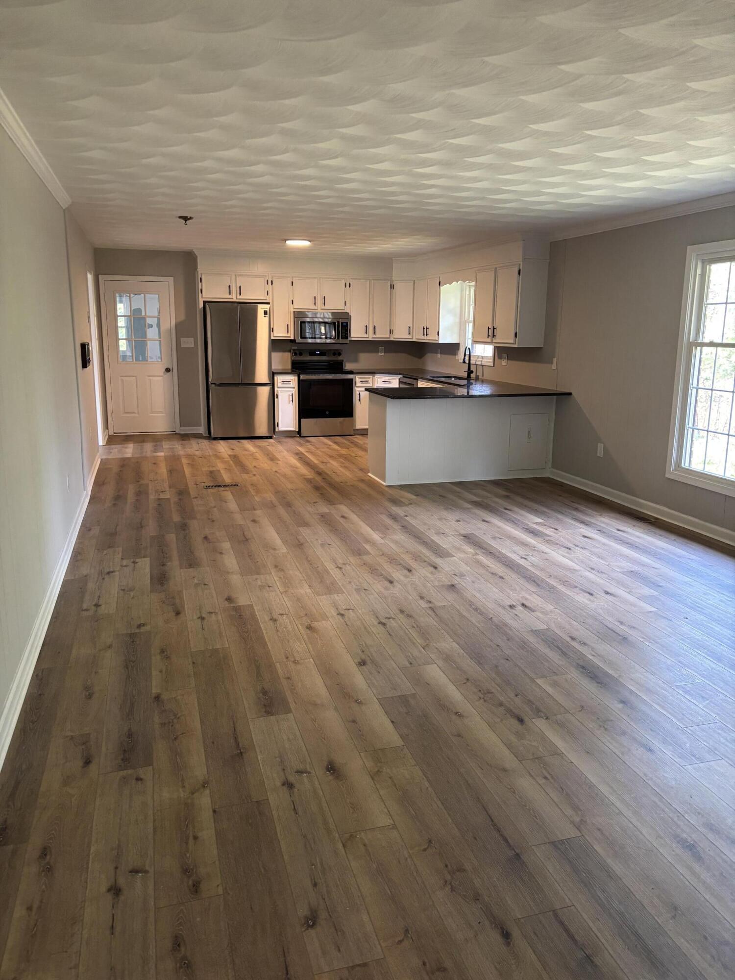 199 Jamestown Road Daleville, VA 24083 - Photo 5 of 17 199o