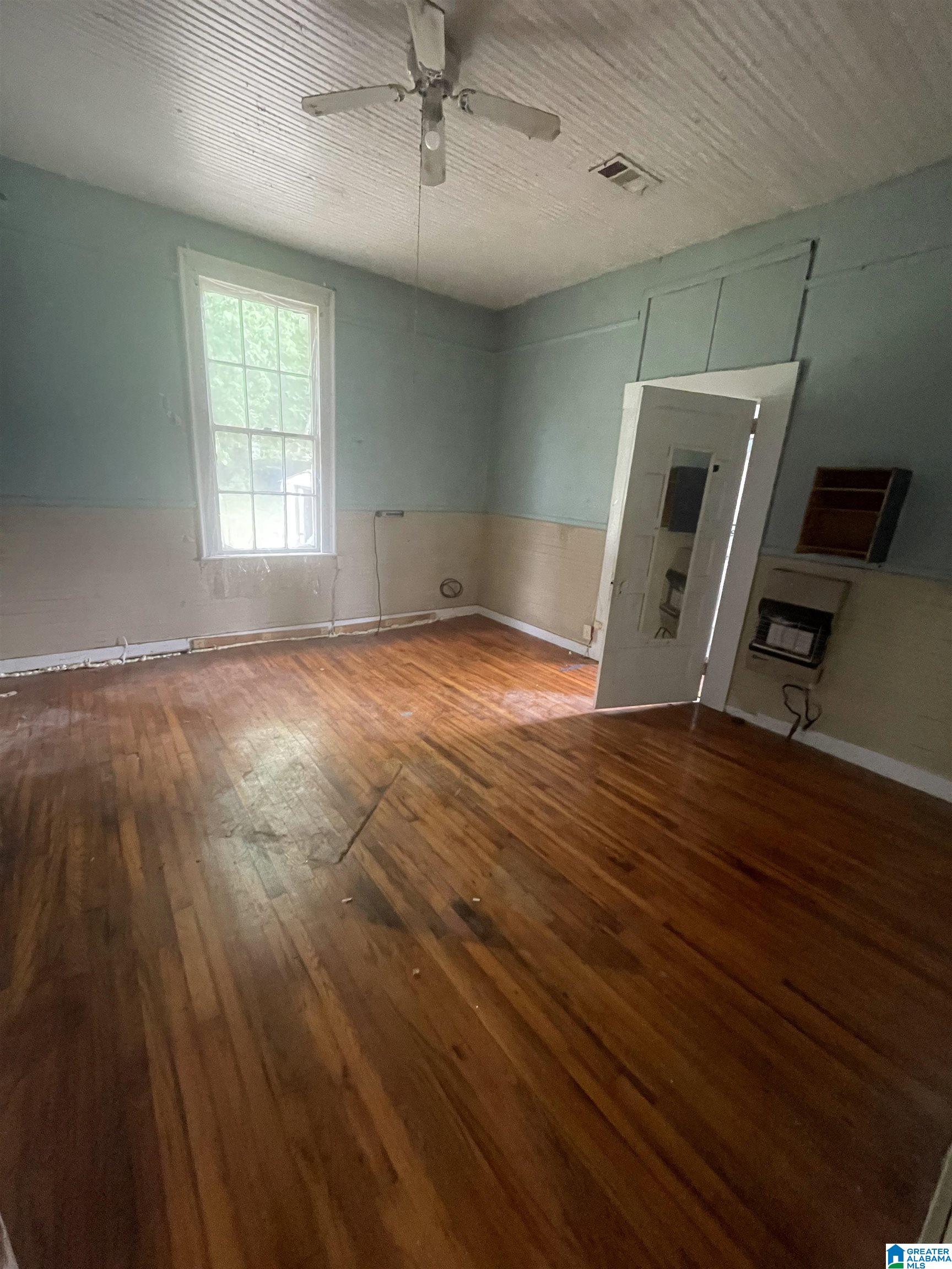 611 12th Avenue Southwest Alabaster, AL 35007 - Photo 4 of 9