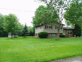 3211 Springbrook Drive Lambertville, MI 48144 - Photo 2 of 8 541287-1.JPG