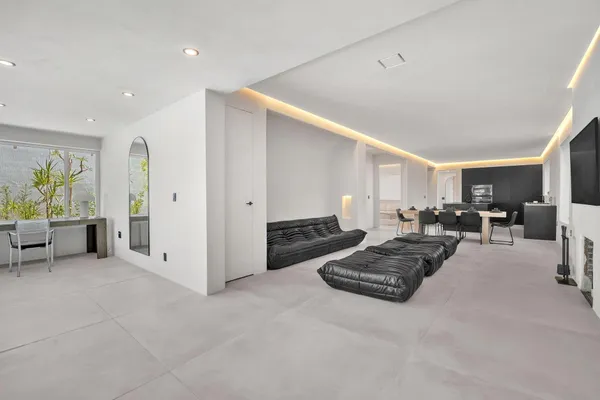 $2,300,000 | 120 Northeast 25th Street, Miami, FL 33137