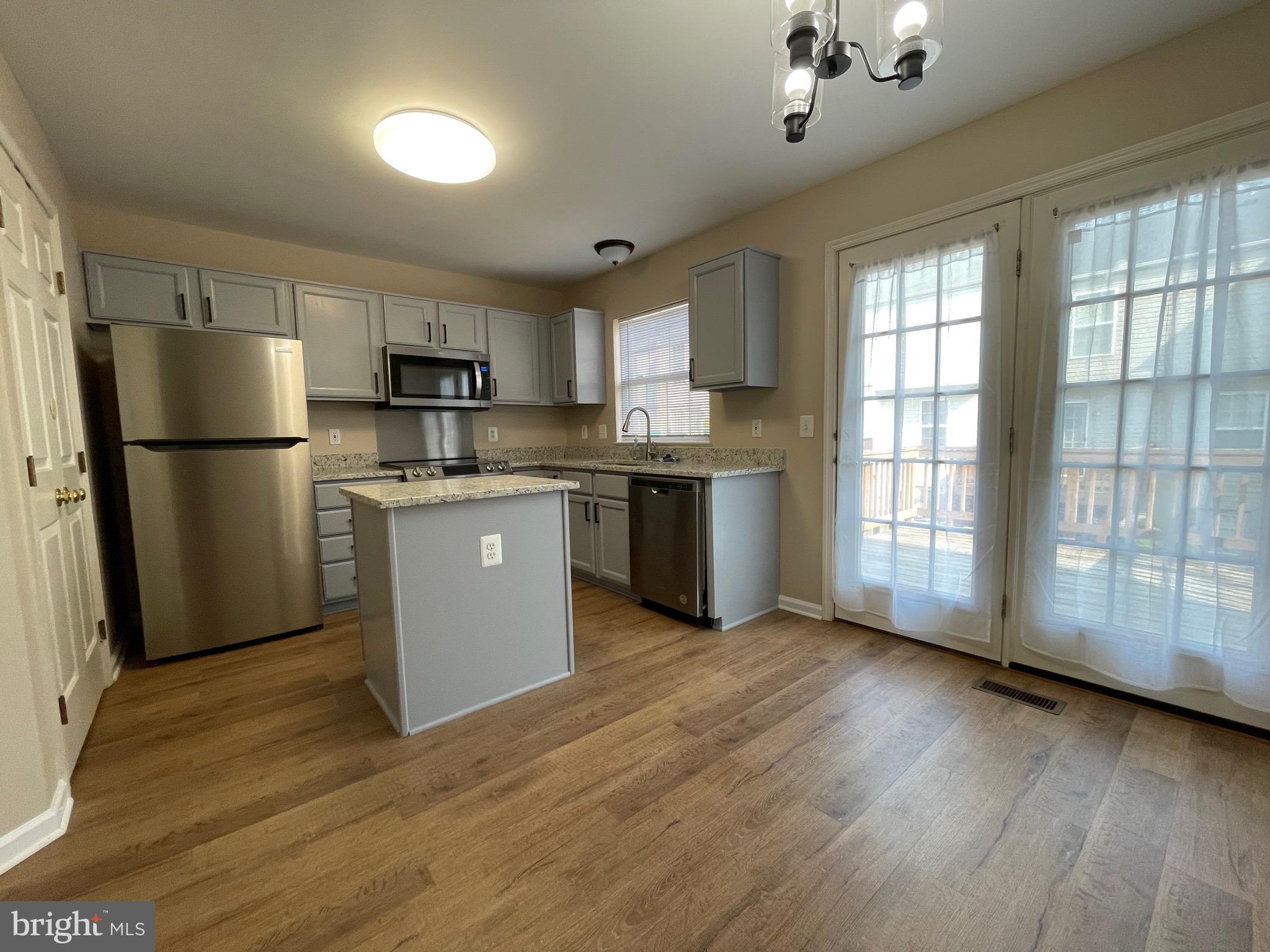 6368 Michael Robert Drive Springfield, VA 22150 - Photo 2 of 21 Pre-Occupancy Pictures