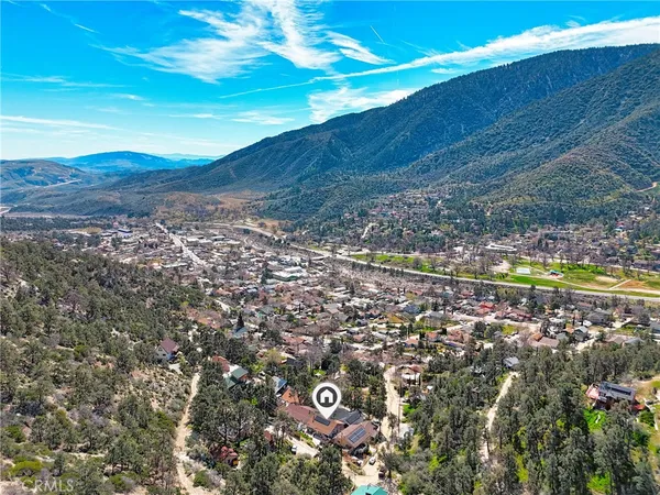 $300,000 | 3912 Oakdale Drive, Frazier Park, CA 93225