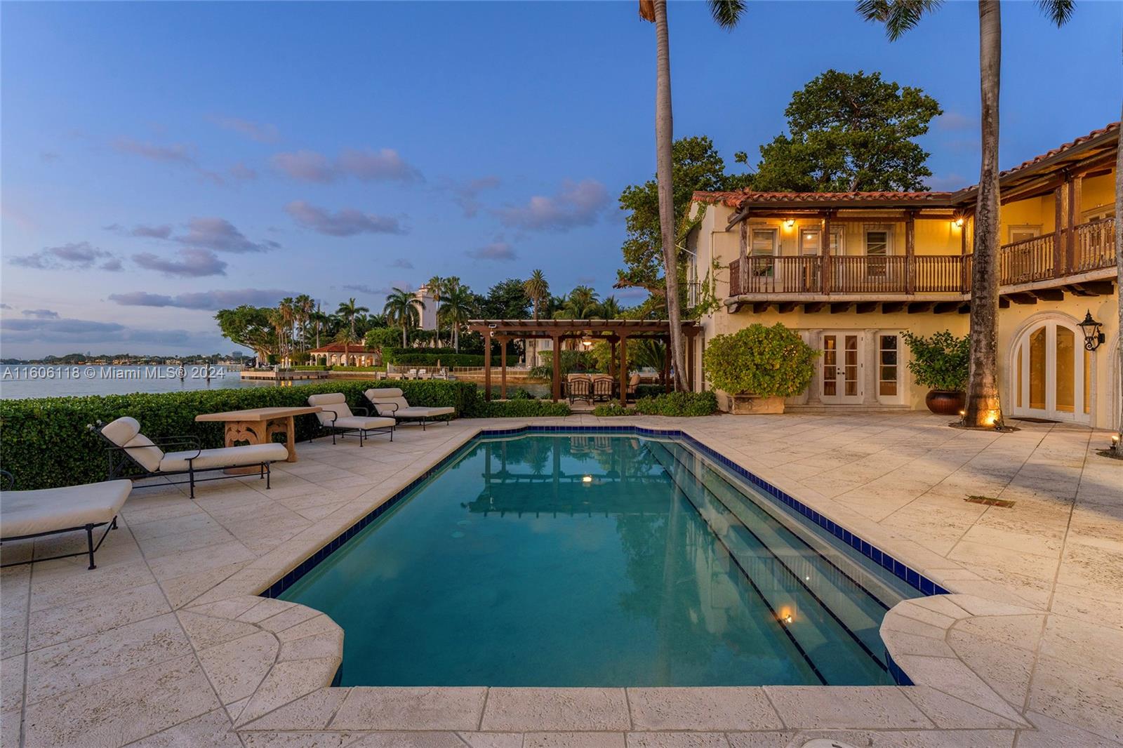 4810 North Bay Road Miami Beach, FL 33140 - Photo 12 of 61