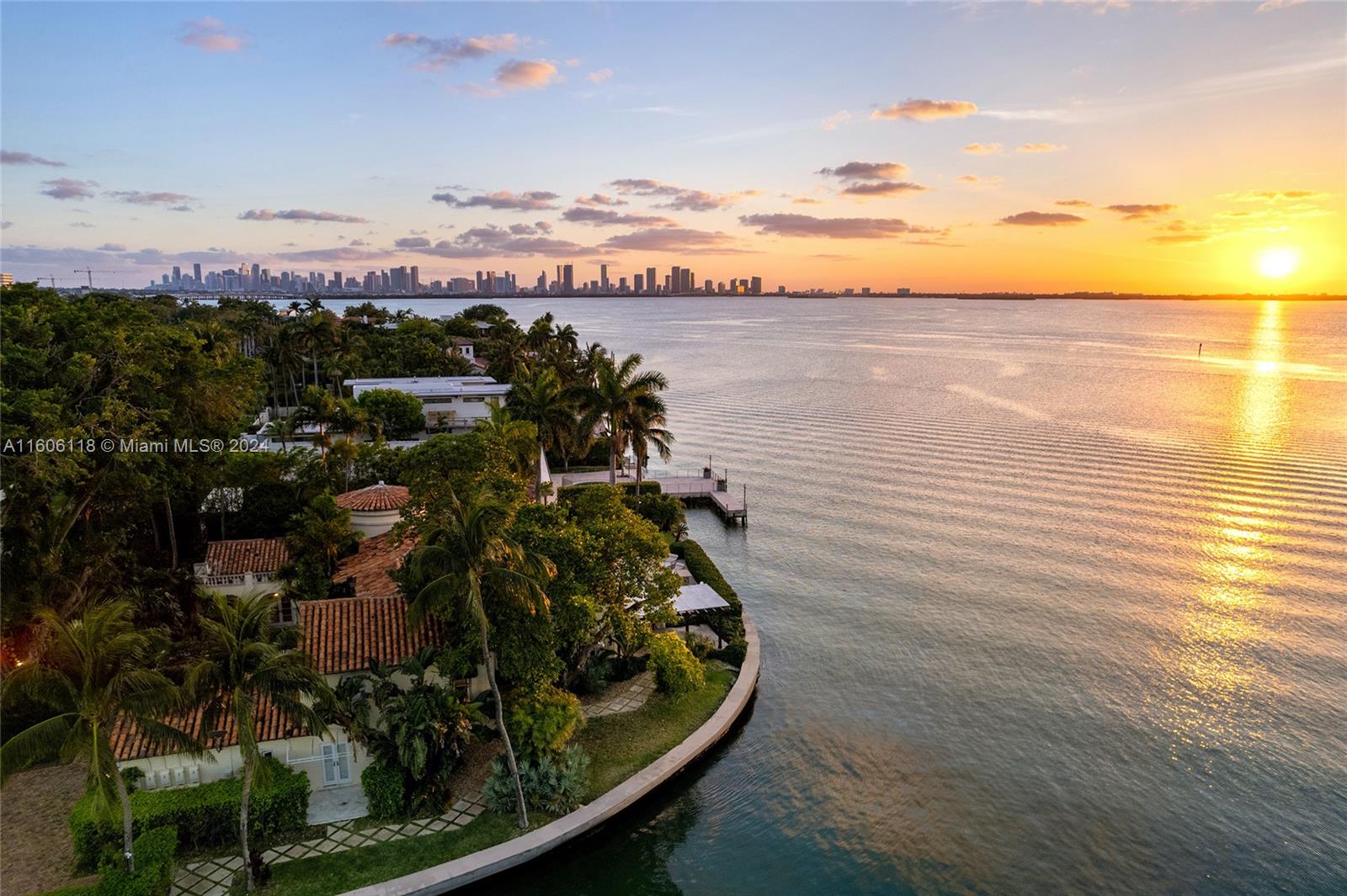 4810 North Bay Road Miami Beach, FL 33140 - Photo 2 of 61 a view of a lake