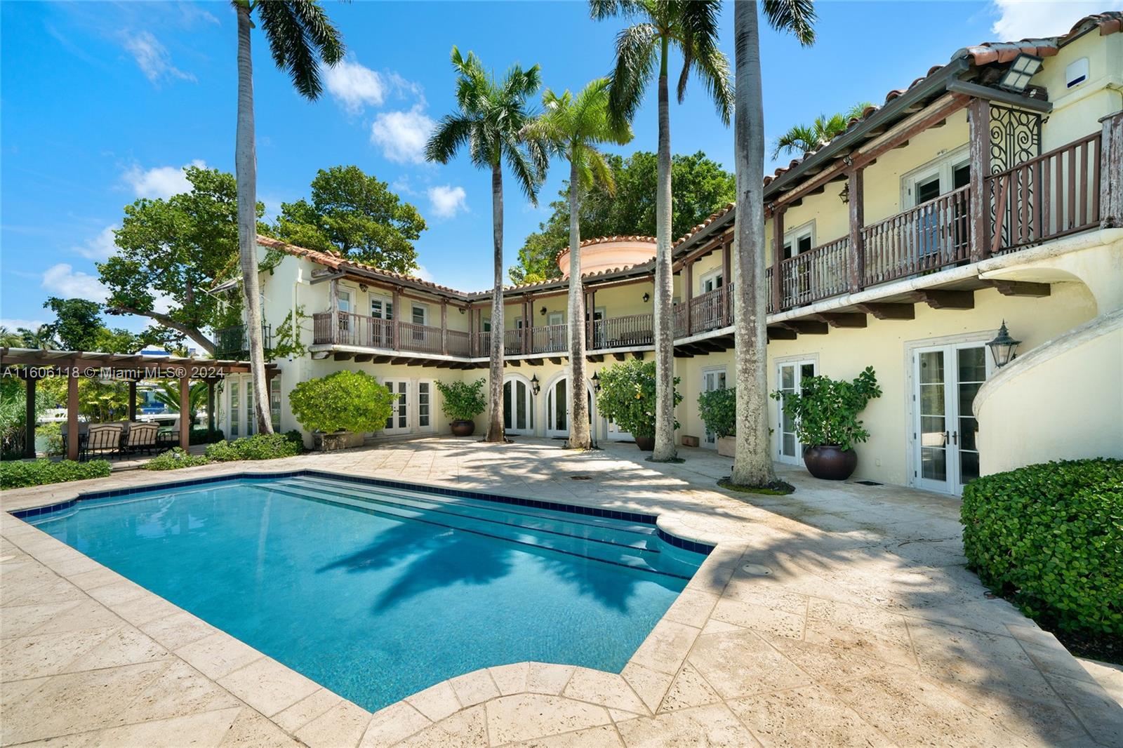 4810 North Bay Road Miami Beach, FL 33140 - Photo 30 of 61