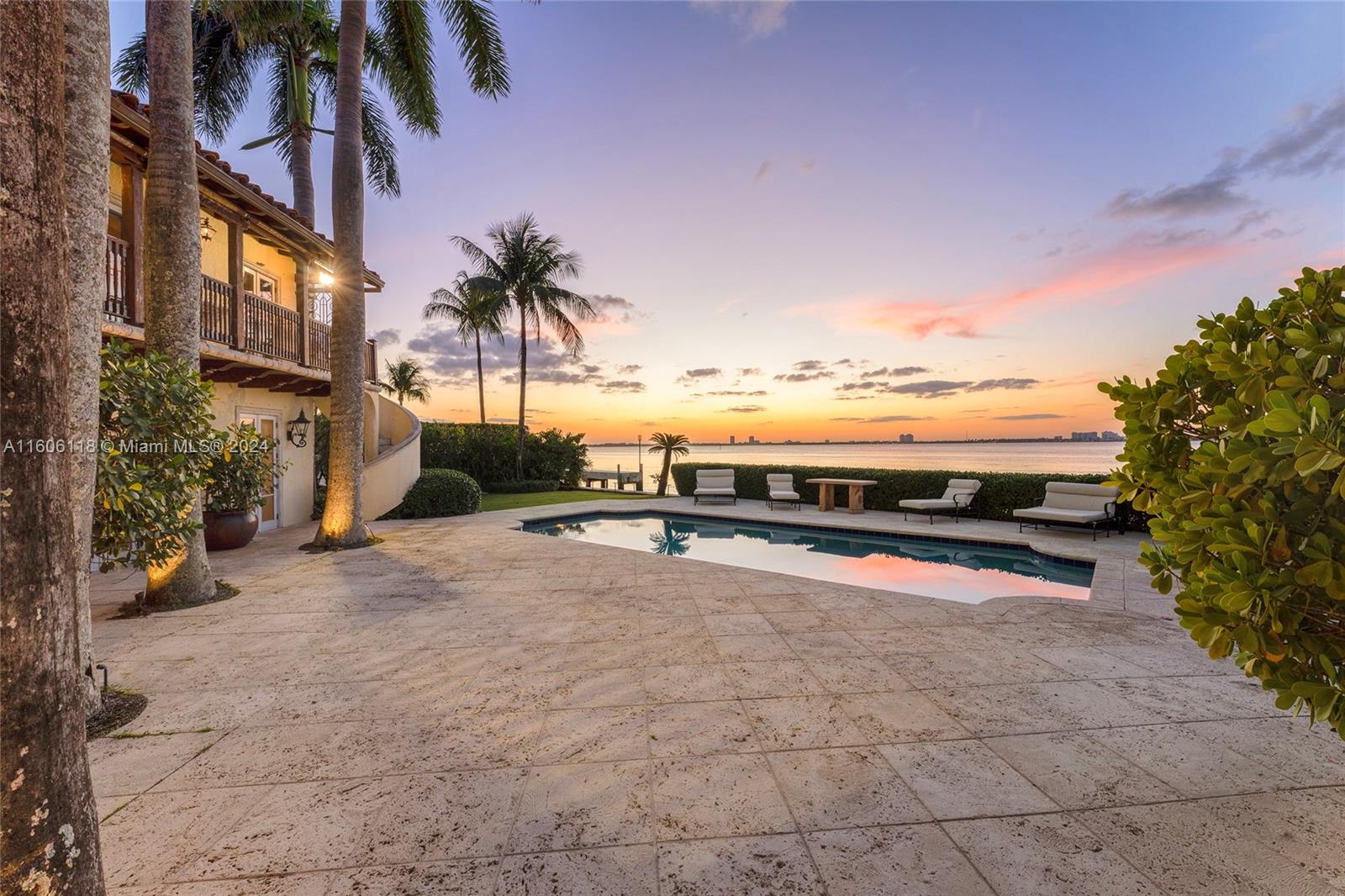 4810 North Bay Road Miami Beach, FL 33140 - Photo 3 of 61