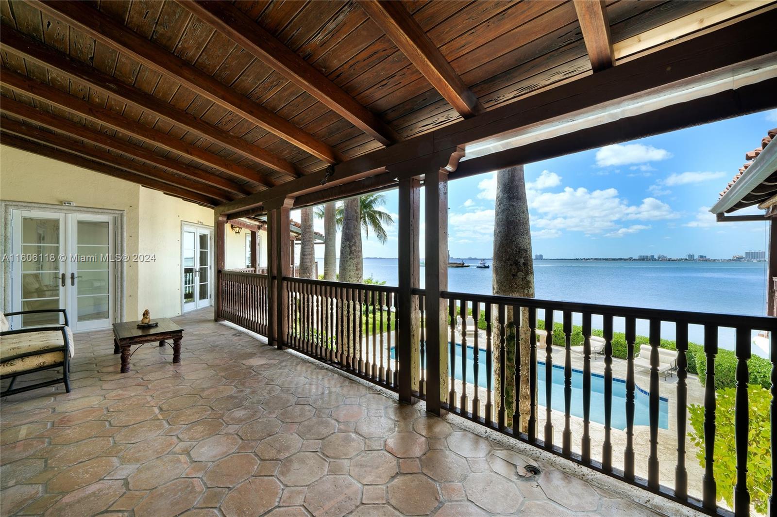 4810 North Bay Road Miami Beach, FL 33140 - Photo 39 of 61 a view of living room with furniture