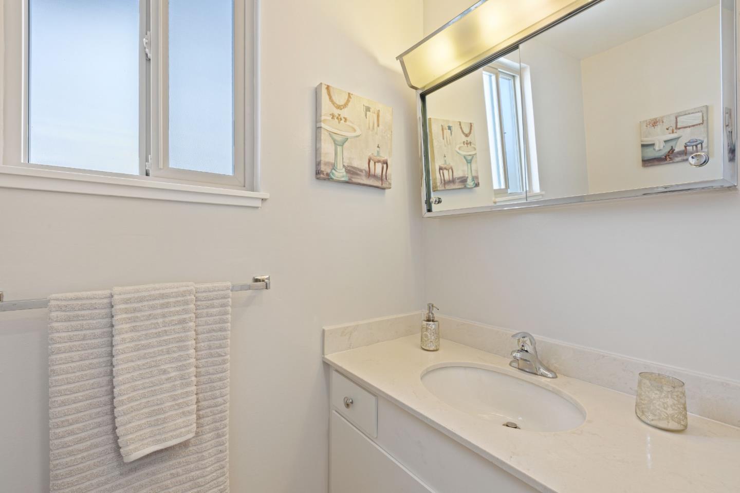 1064 Springfield Drive Millbrae, CA 94030 - Photo 10 of 28