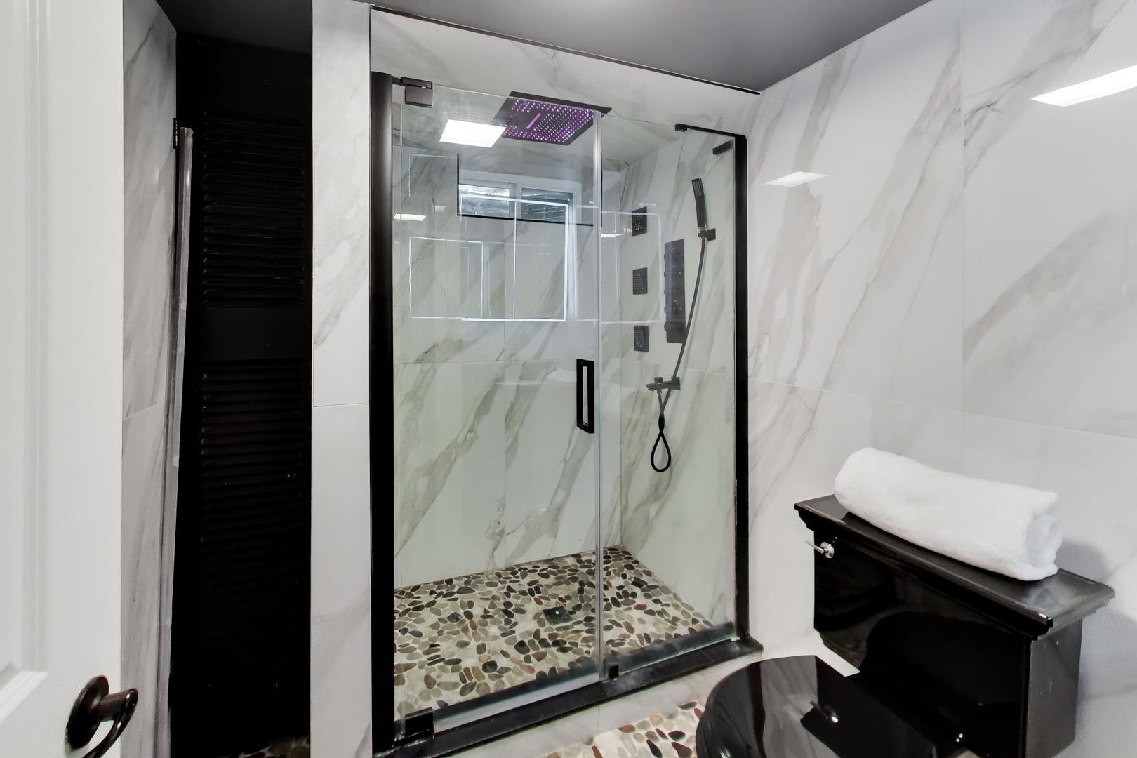2940 Valley View Road Gurnee, IL 60031 - Photo 44 of 51 Gallery Image 44