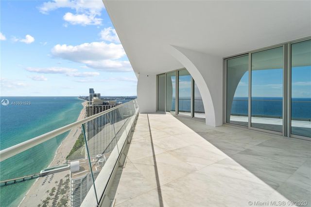 $4,400,000 | 16901 Collins Avenue, Unit 4403, Sunny Isles Beach, FL 33160