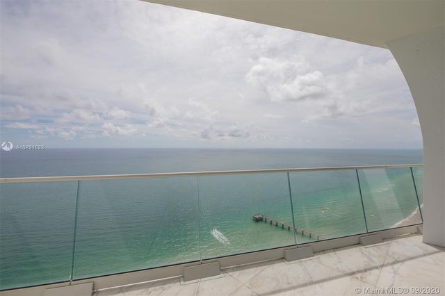 $4,400,000 | 16901 Collins Avenue, Unit 4403, Sunny Isles Beach, FL 33160
