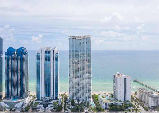 $4,400,000 | 16901 Collins Avenue, Unit 4403, Sunny Isles Beach, FL 33160