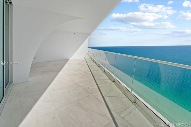 $4,400,000 | 16901 Collins Avenue, Unit 4403, Sunny Isles Beach, FL 33160