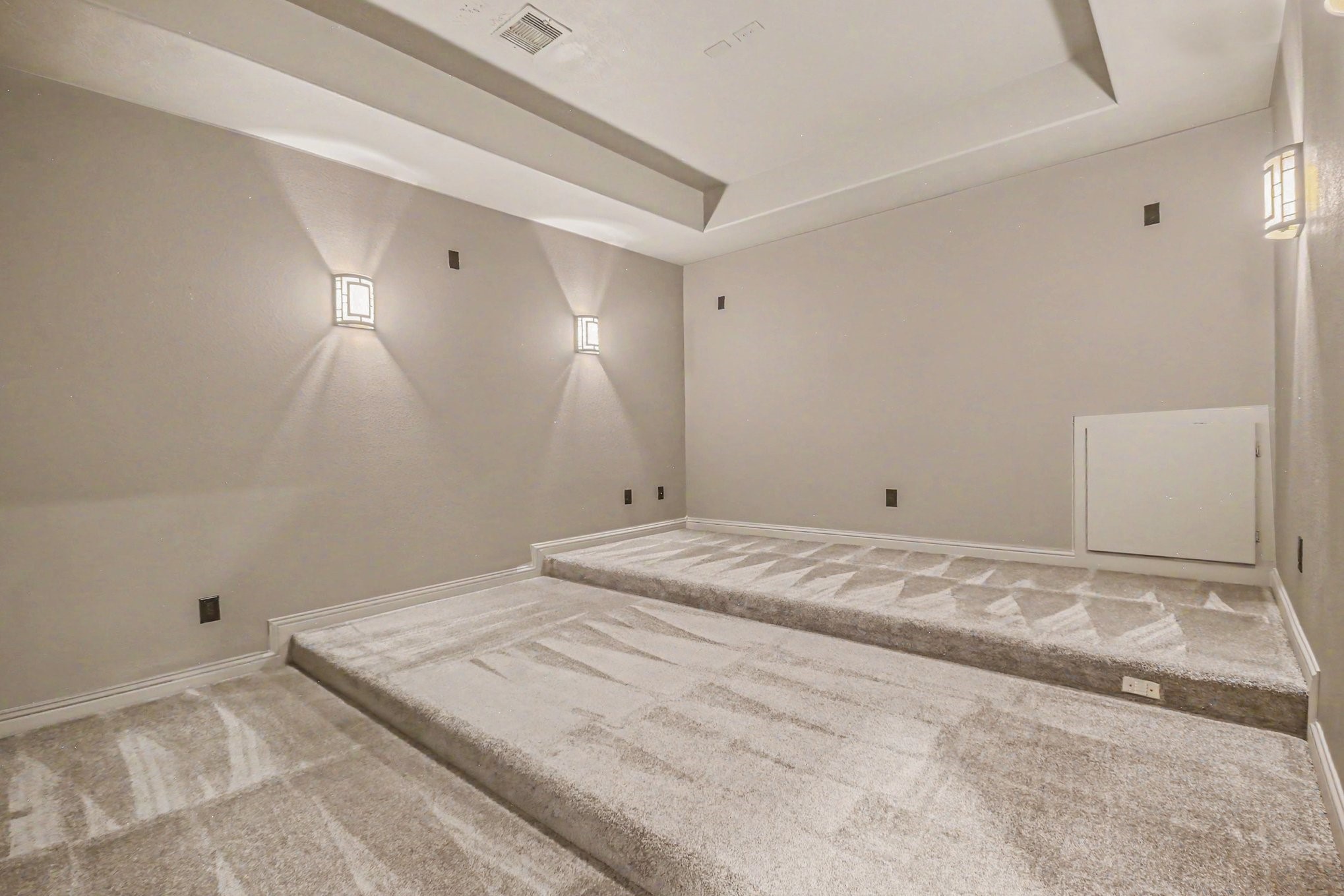 3310 Ralston Edge Lane Houston, TX 77059 - Photo 36 of 50 a bedroom with a bed and a window