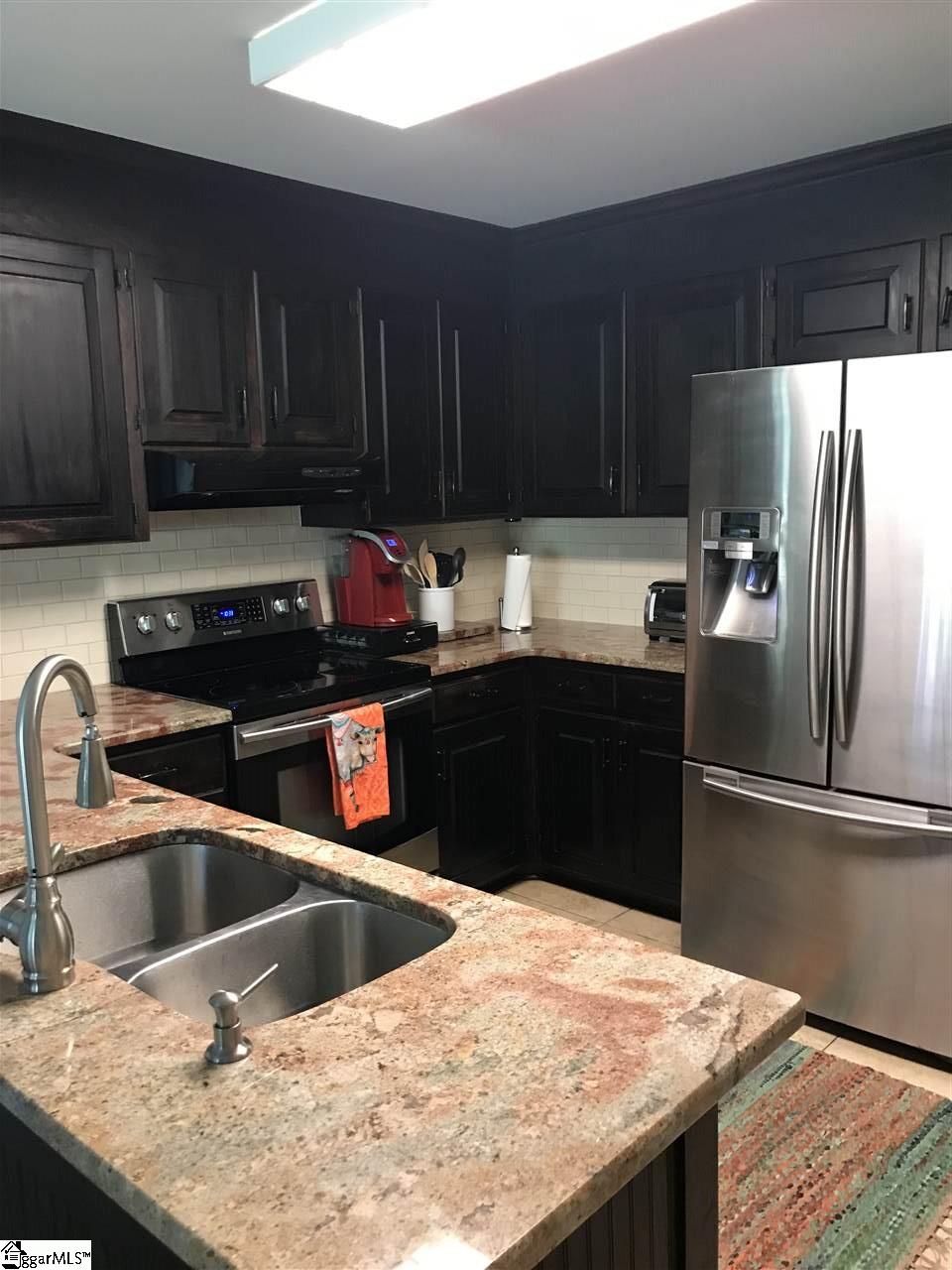 112 Ricelan Drive Simpsonville, SC 29681 - Photo 6 of 23 Gallery Image 6