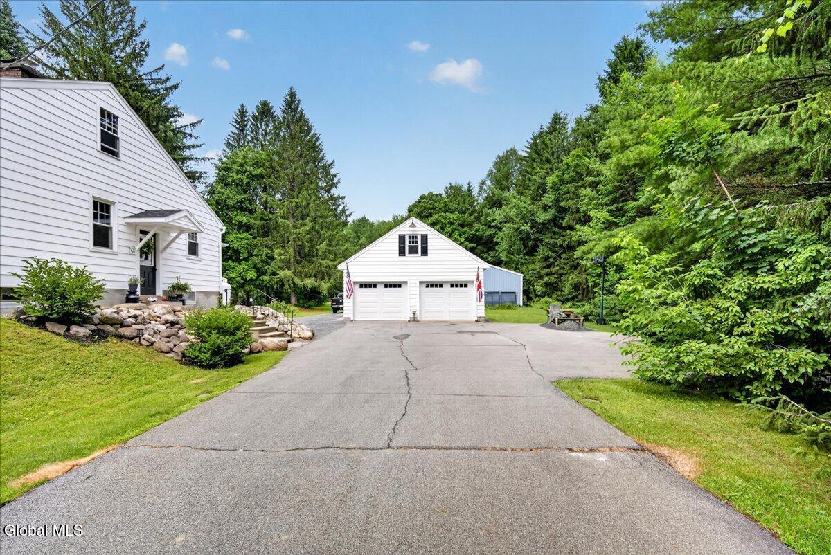 723 Swaggertown Road Charlton, NY 12302 - Photo 3 of 94 45-723 SWAGGERTOWN-36