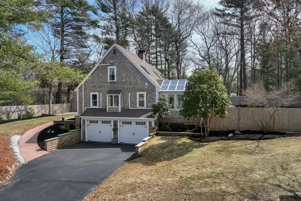 $899,900 | 118 Enterprise Street, Duxbury, MA 02332