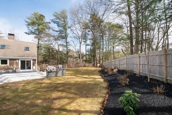 $899,900 | 118 Enterprise Street, Duxbury, MA 02332
