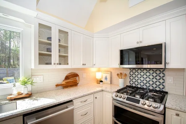 $899,900 | 118 Enterprise Street, Duxbury, MA 02332