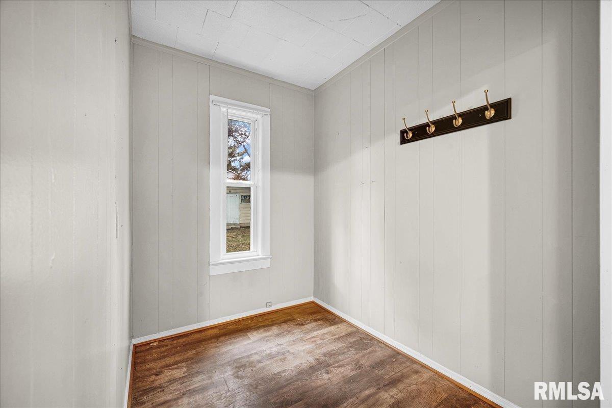 113 North Green Street Roanoke, IL 61561 - Photo 12 of 36