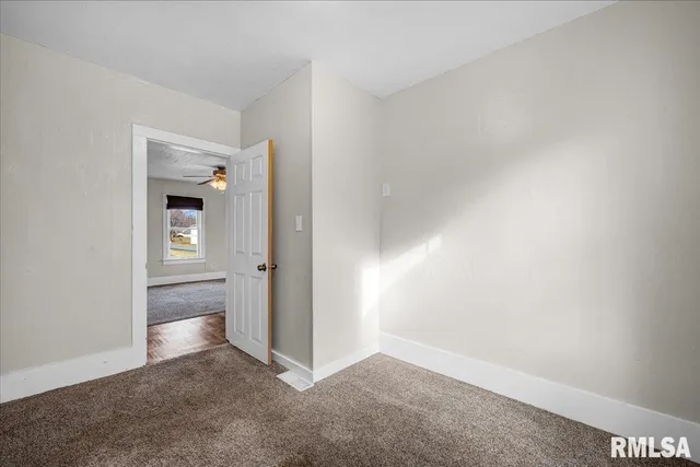 $64,900 | 113 North Green Street, Roanoke, IL 61561