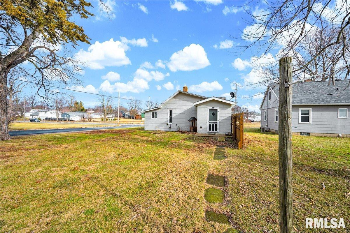 113 North Green Street Roanoke, IL 61561 - Photo 26 of 36