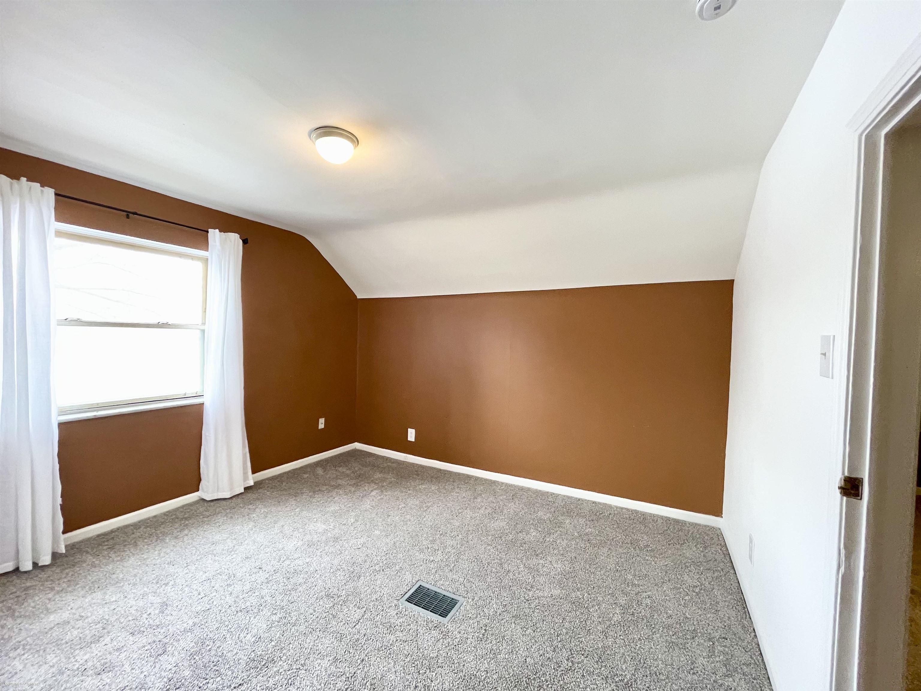12531 Common Road Warren, MI 48093 - Photo 13 of 18