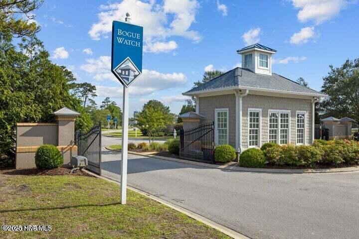 529 Sanders Creek Road Newport, NC 28570 - Photo 6 of 13 Entrance
