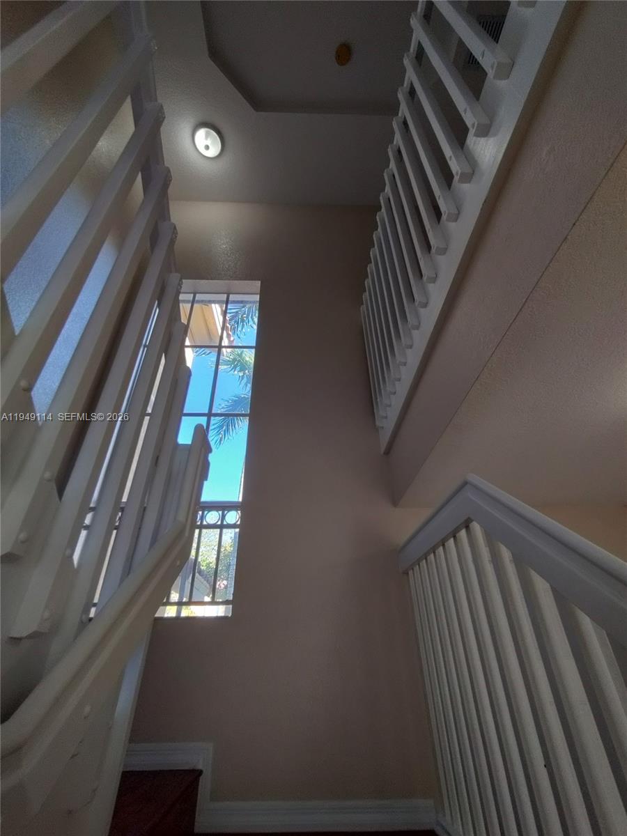 8546 Southwest 165th Place Miami, FL 33193 - Photo 18 of 40