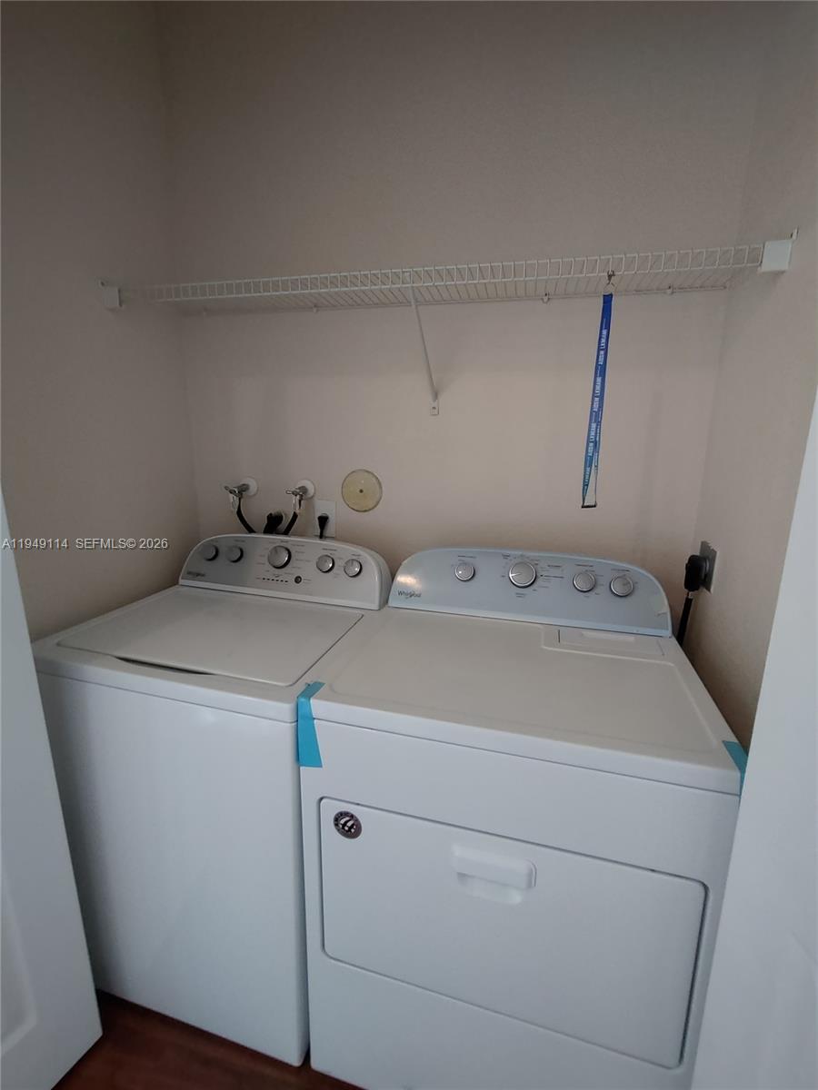 8546 Southwest 165th Place Miami, FL 33193 - Photo 39 of 40