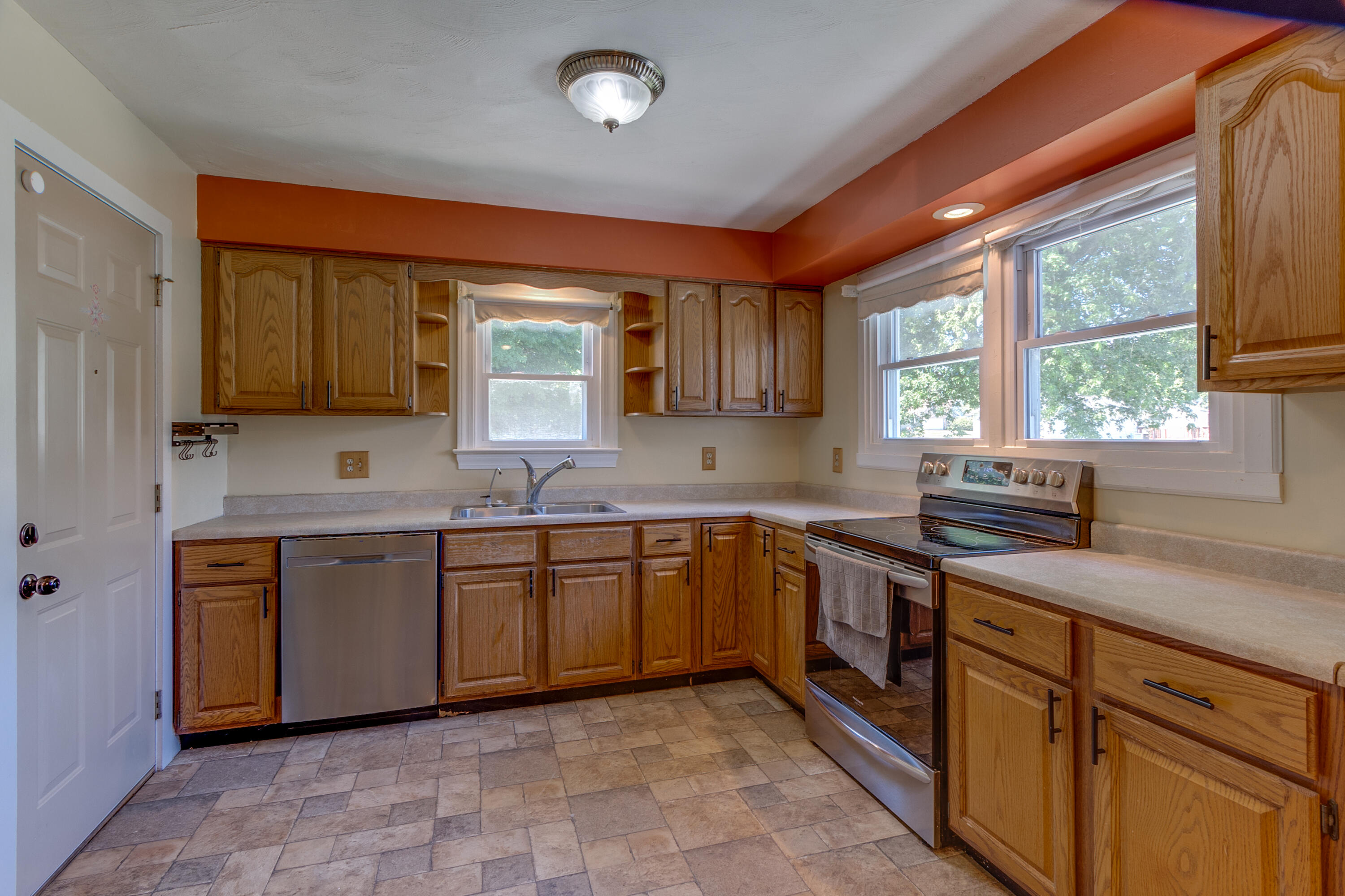 1616 Titus Road Springfield, OH 45502 - Photo 10 of 30