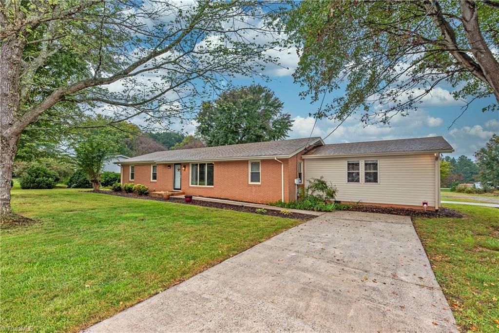 191 Cana Road Mocksville, NC 27028 - Photo 2 of 27