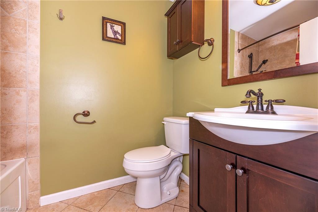 191 Cana Road Mocksville, NC 27028 - Photo 23 of 27 Full bath