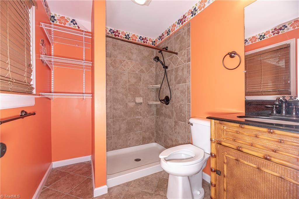 191 Cana Road Mocksville, NC 27028 - Photo 26 of 27 Full bath in additional master suite