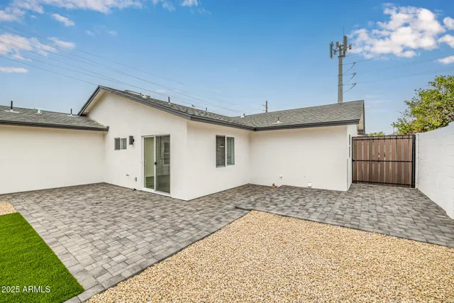 $829,000 | 5207 East Windsor Avenue, Phoenix, AZ 85008