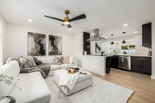 $829,000 | 5207 East Windsor Avenue, Phoenix, AZ 85008