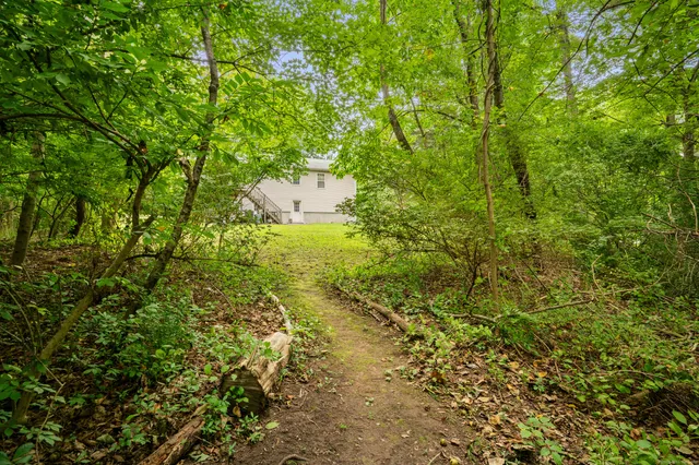 $425,000 | 11 Lee Road, Lisbon, CT 06351