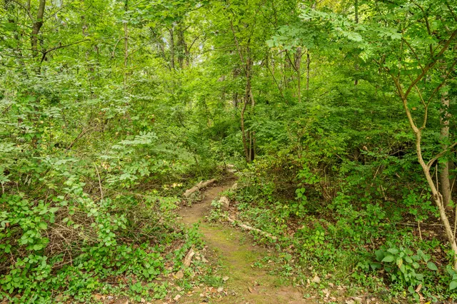 $425,000 | 11 Lee Road, Lisbon, CT 06351