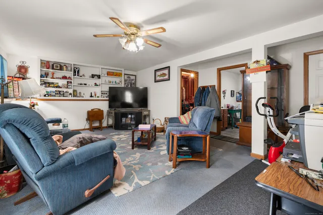 $425,000 | 11 Lee Road, Lisbon, CT 06351