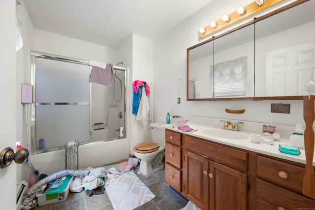 $425,000 | 11 Lee Road, Lisbon, CT 06351