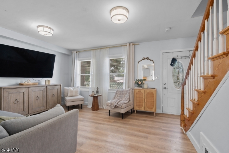 10 Arcadia Place Union, NJ 07088 - Photo 6 of 34