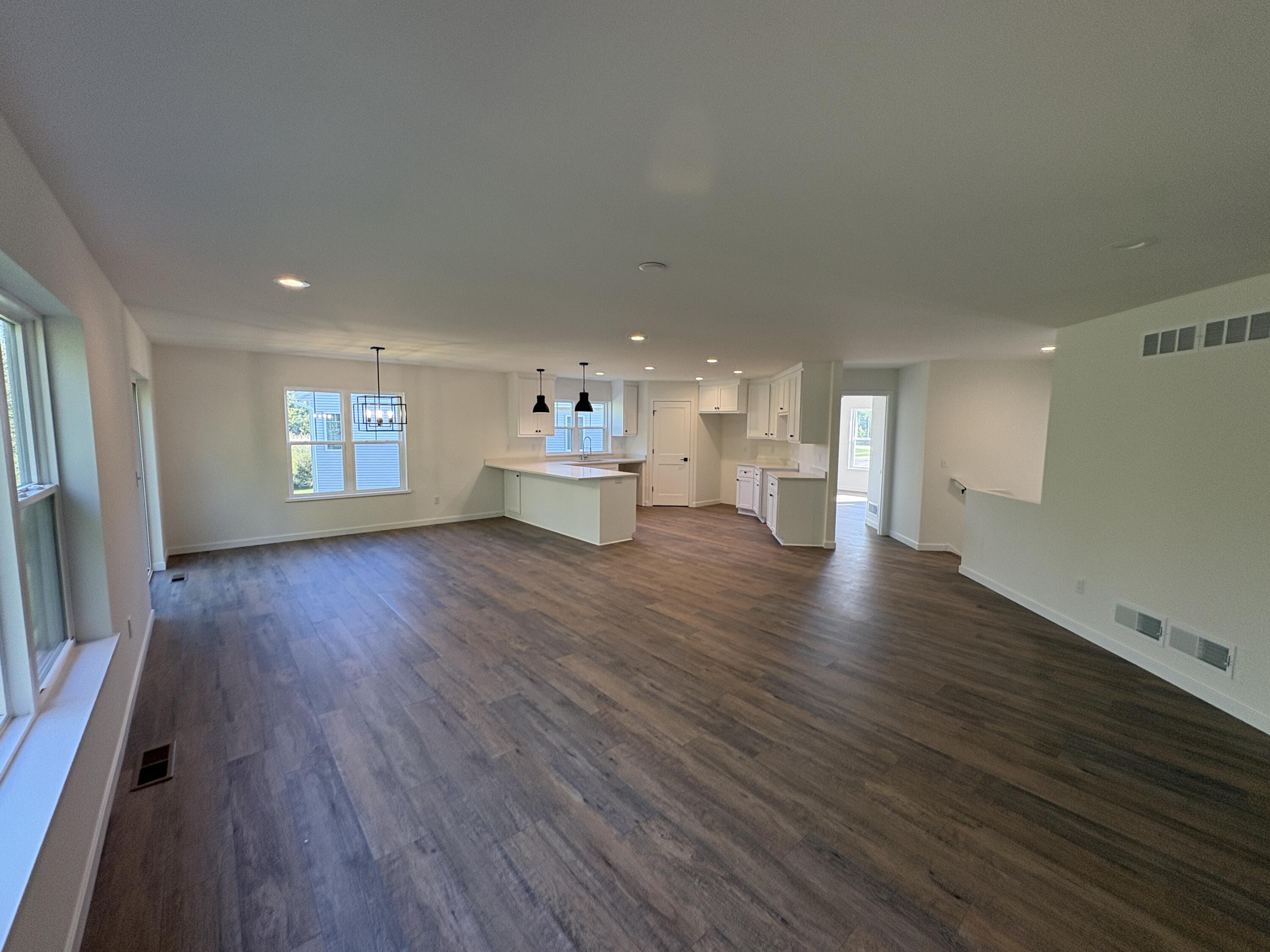 269 Cardinal Drive Sullivan, WI 53178 - Photo 8 of 35 Great Room