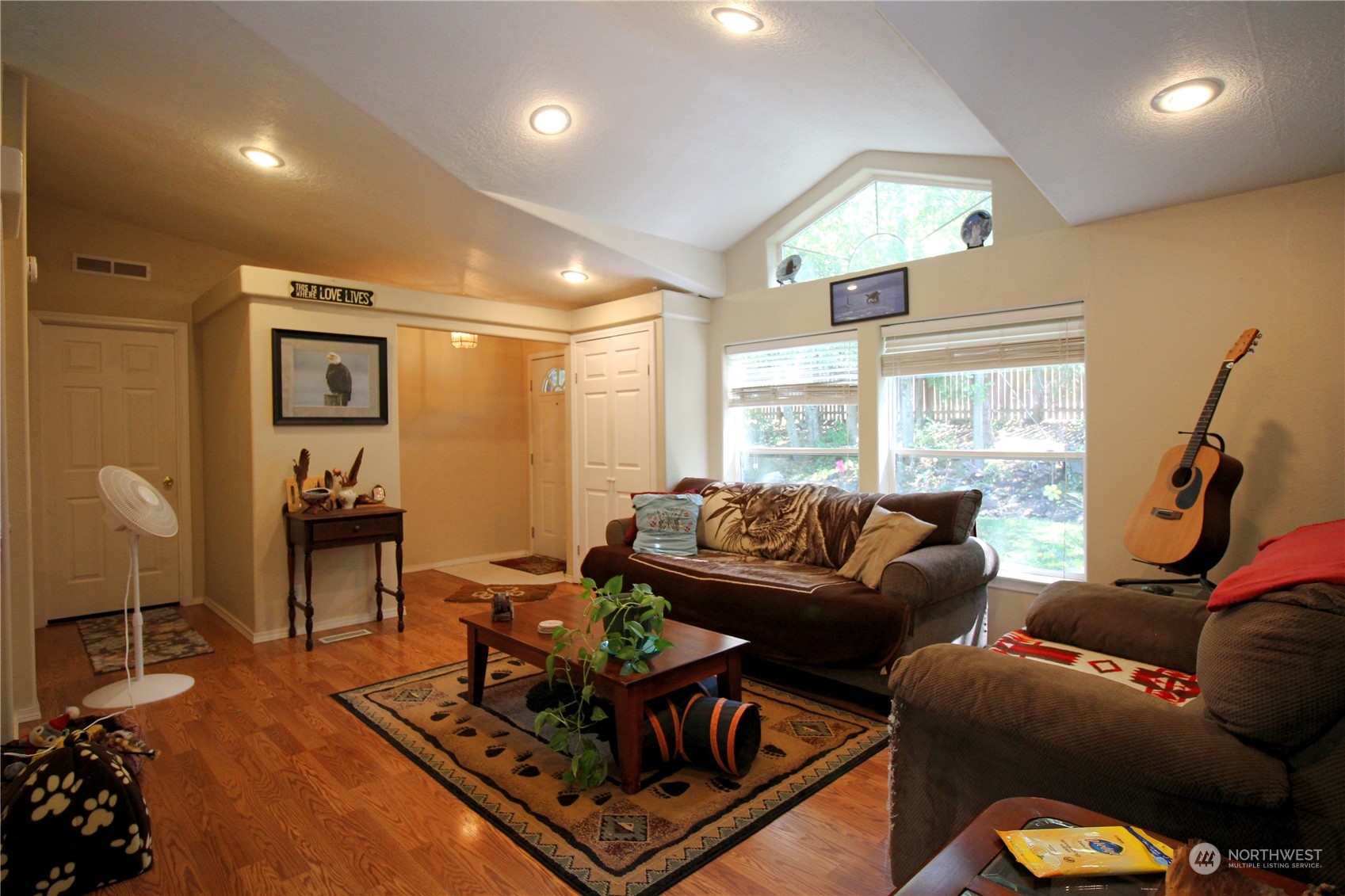2631 Southeast Kamilche Point Road Shelton, WA 98584 - Photo 3 of 26 Gallery Image 3