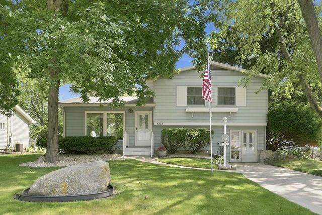 $230,000 | 608 Randolph Street, Angola, IN 46703